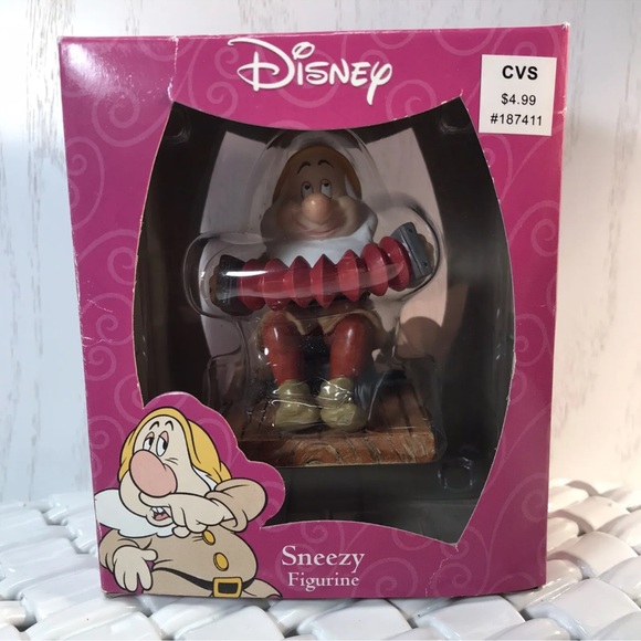 Disney Other - Disney Princess Enesco SNEEZY Dwarf Figurine Snow White Christmas Decor